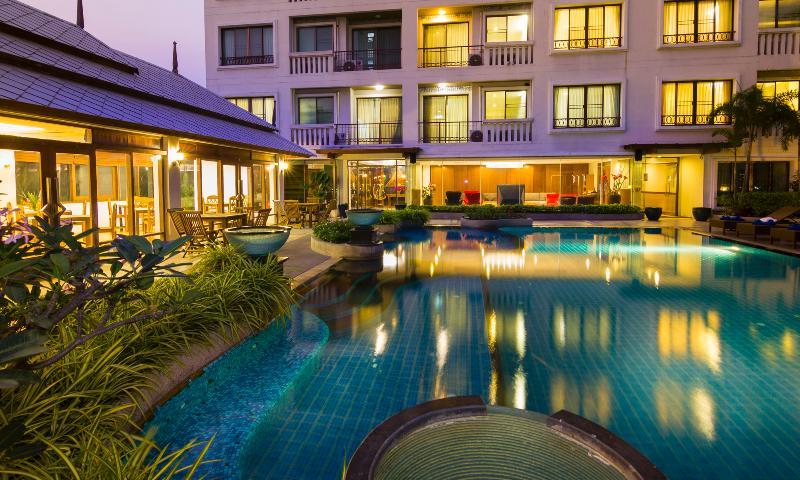 Lasalle Suites Hotel & Residence Bangkok Exterior photo