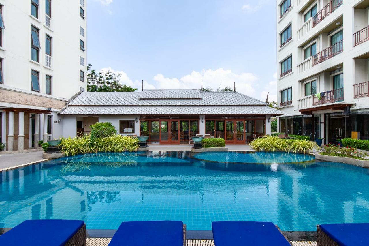 Lasalle Suites Hotel & Residence Bangkok Exterior photo
